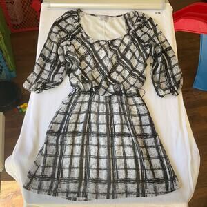 Speeckless Women’s Long Sleeve Knee-length Off Shoulder Dress size S,Black White